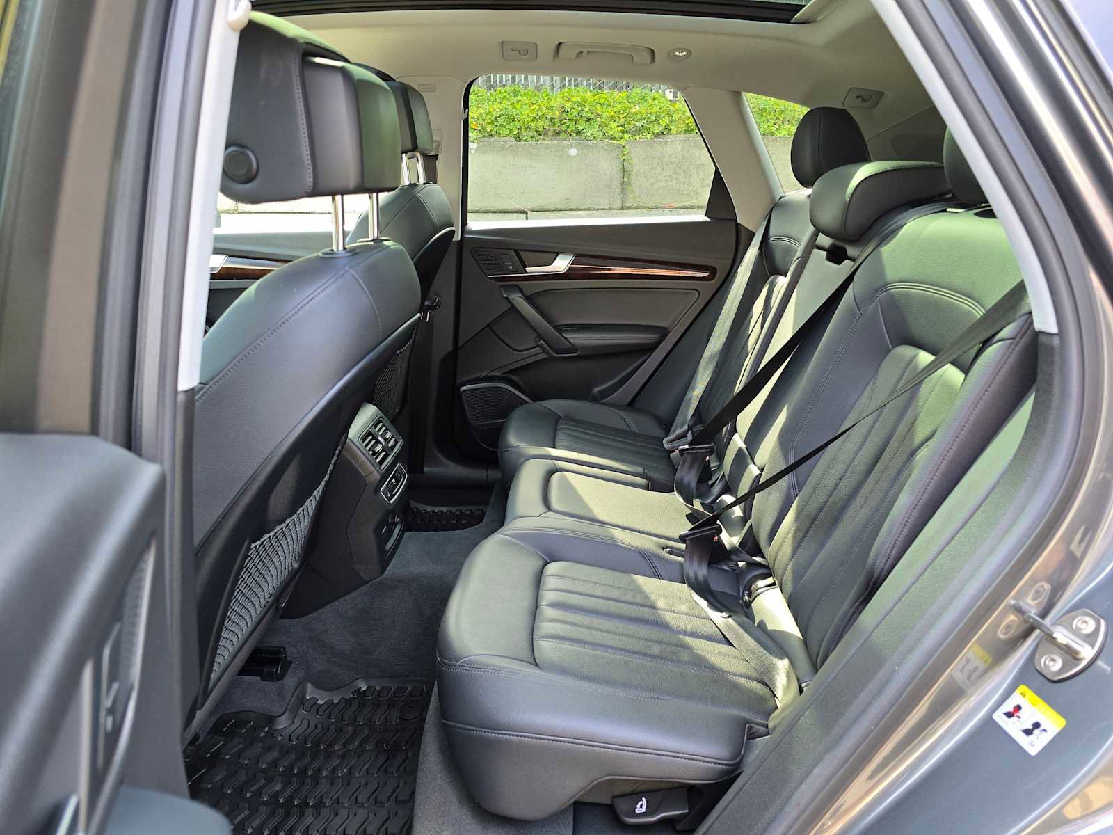 Used 2020 Audi Q5 2.0T Premium Plus AWD/4WD image 16