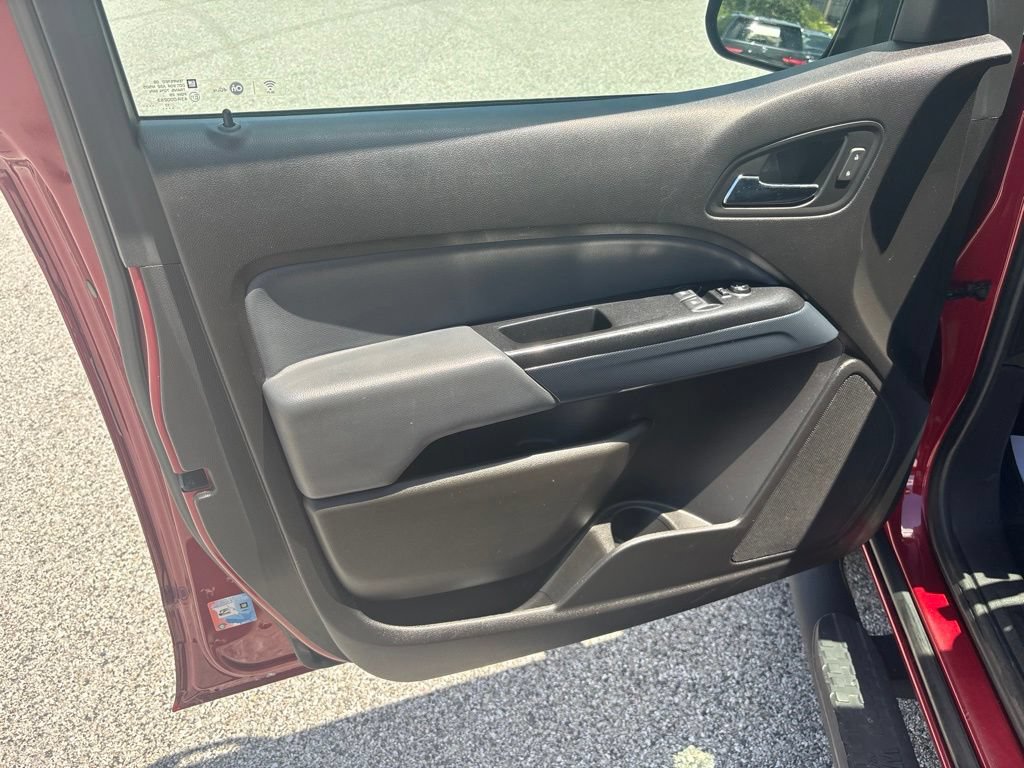 Used 2018 Chevrolet Colorado Z71 AWD/4WD image 29