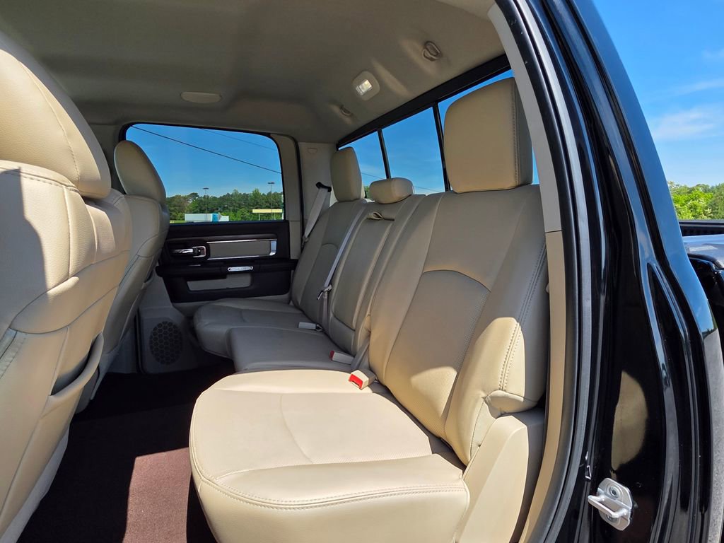 Used 2015 RAM 1500 Laramie w/ Convenience Group AWD/4WD image 34