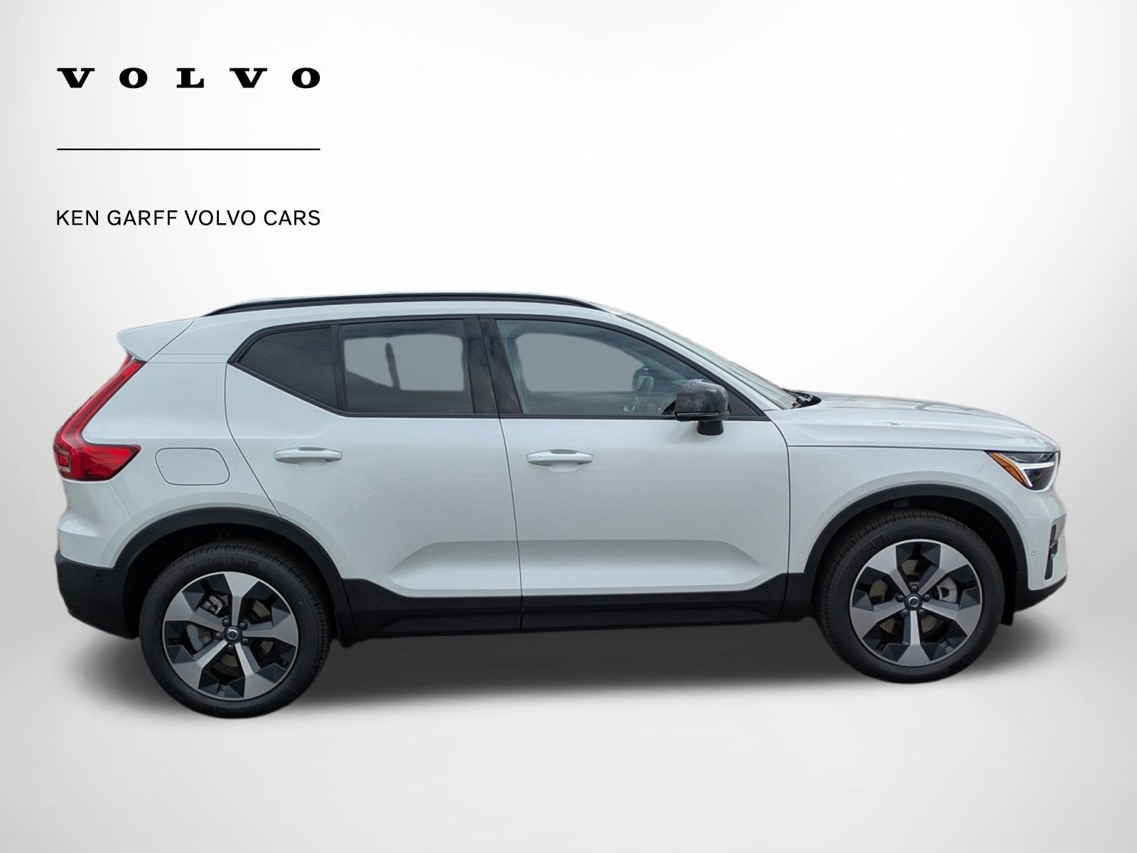 New 2026 Volvo XC40 B5 Plus w/ Protection Package Premier image 2