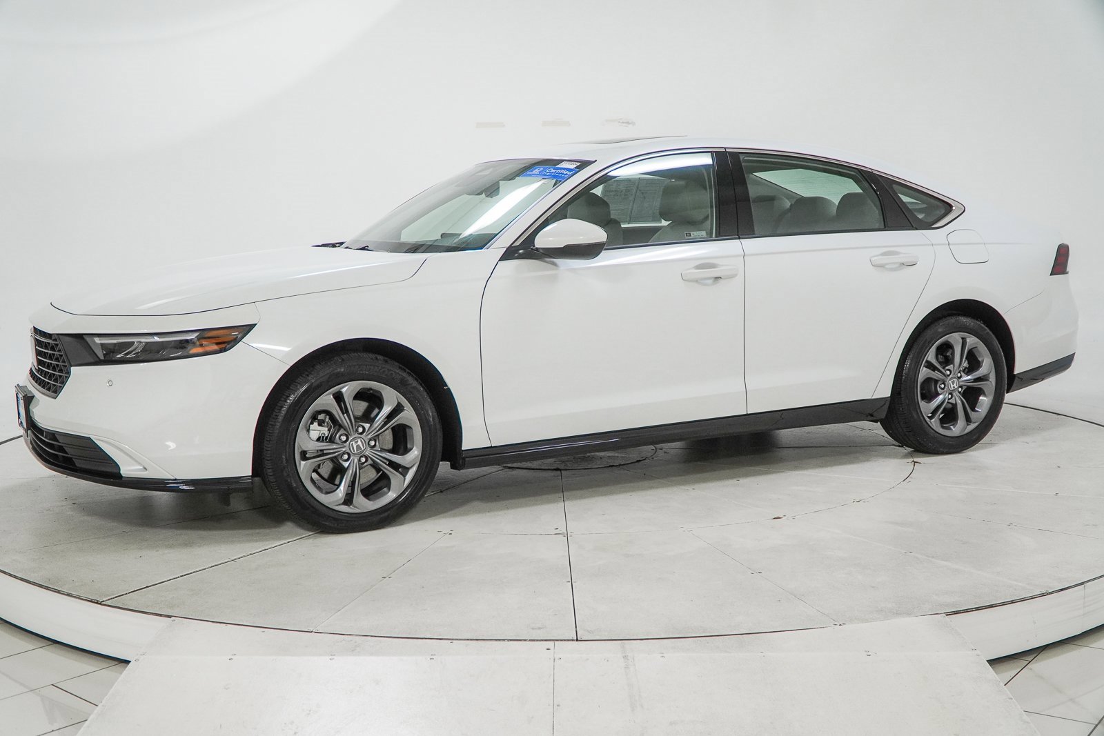 Certified 2023 Honda Accord EX-L image 5