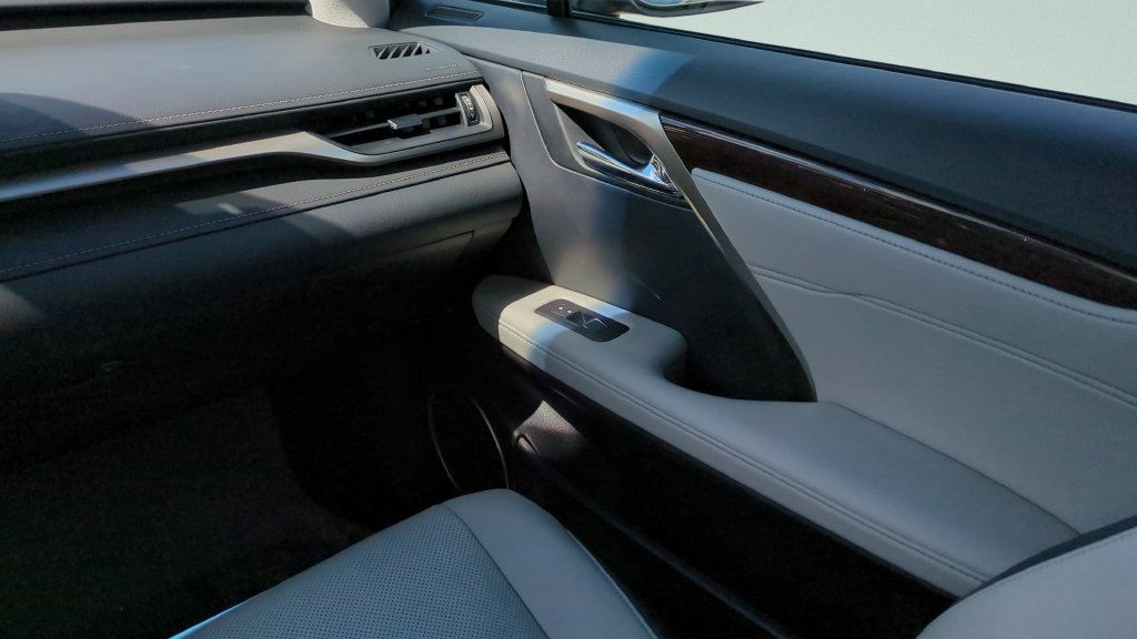 Used 2019 Lexus RX 350 FWD w/ Navigation Package image 13
