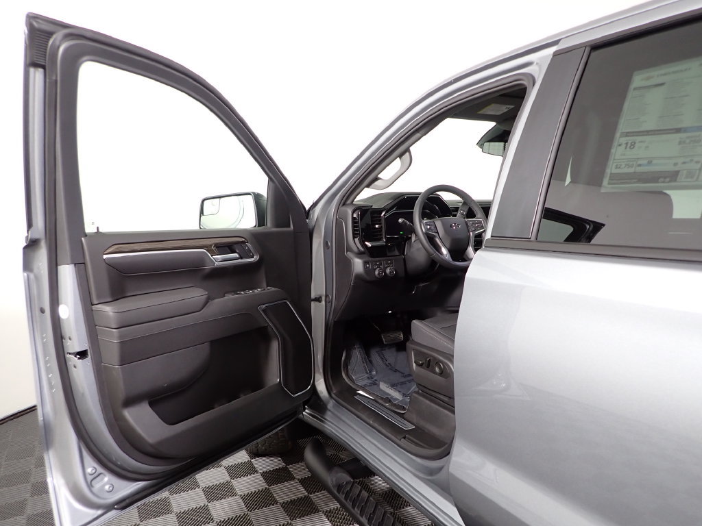 New 2026 Chevrolet Silverado 1500 RST w/ RST Select Package AWD/4WD image 19