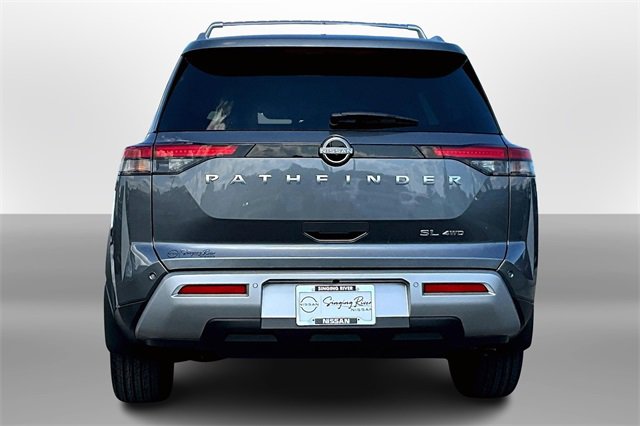 New 2025 Nissan Pathfinder SL image 4