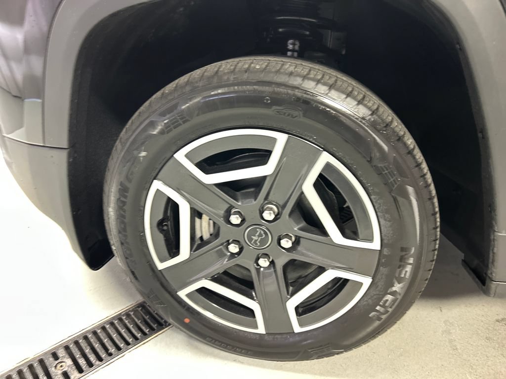 New 2026 Jeep Cherokee Limited AWD/4WD image 9