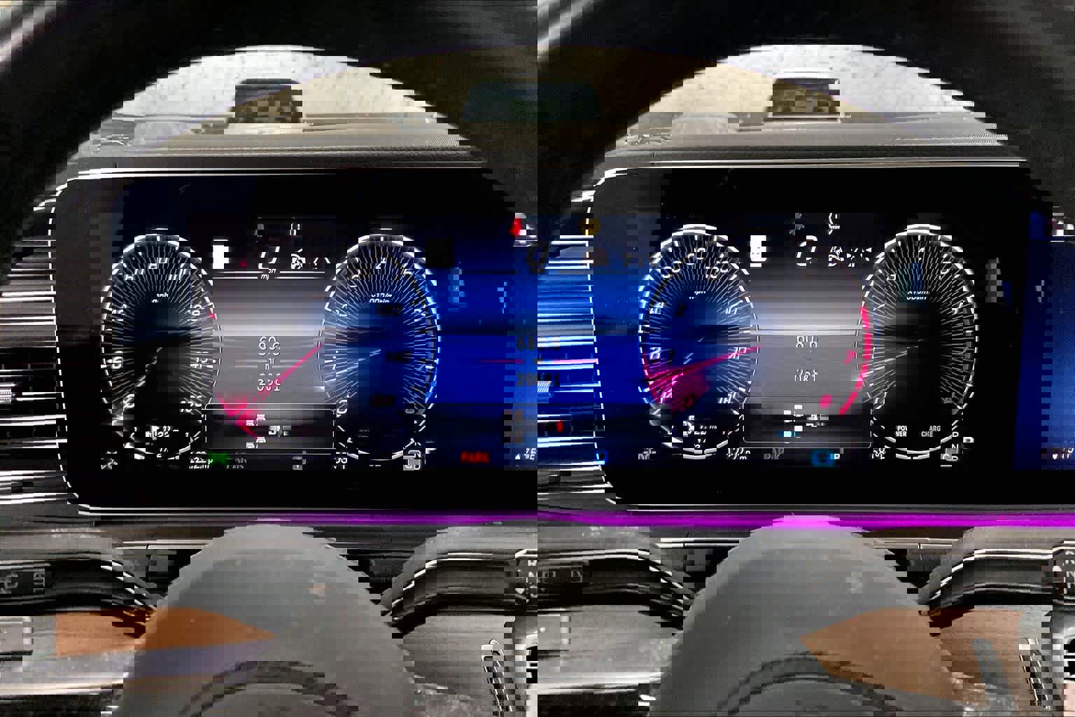 Used 2024 Mercedes-Benz GLS 450 4MATIC image 22