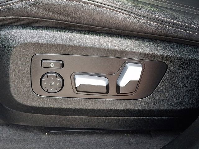 Used 2022 BMW X5 xDrive40i w/ Premium Package AWD/4WD image 18