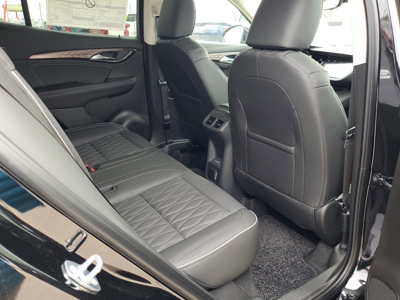 Certified 2023 Buick Envision Avenir image 11