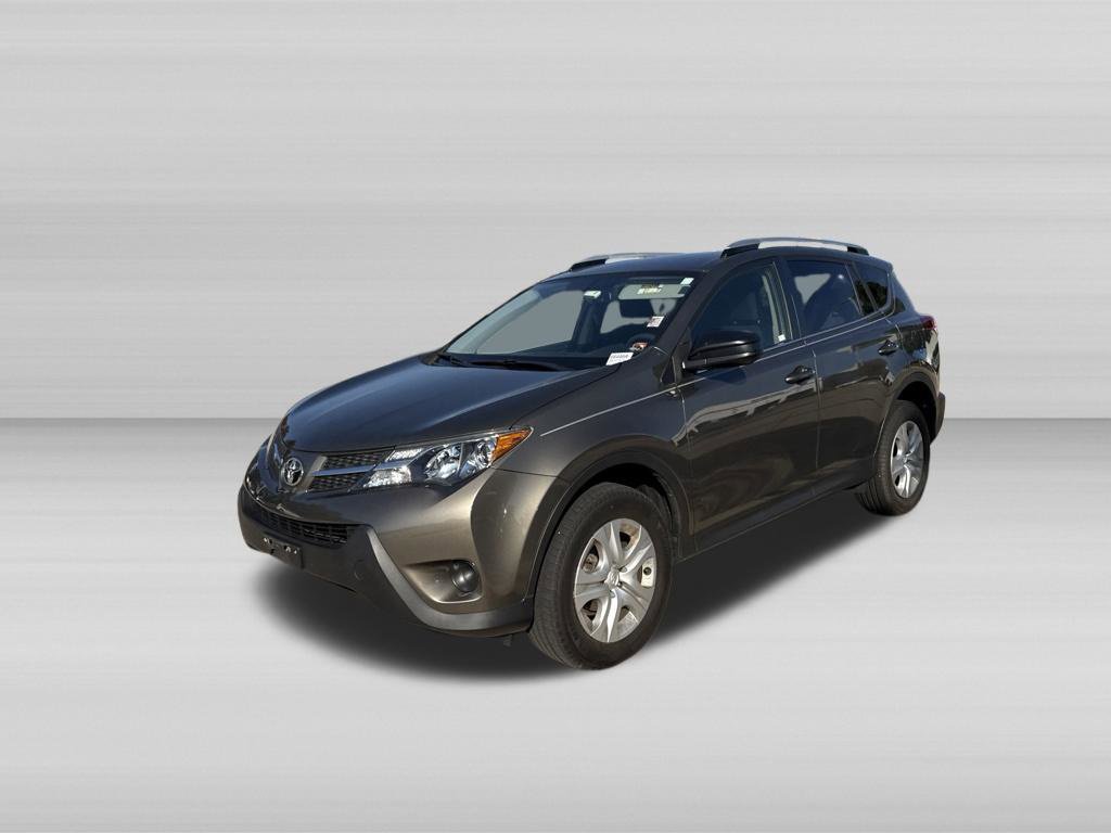 Used 2015 Toyota RAV4 LE FWD image 10