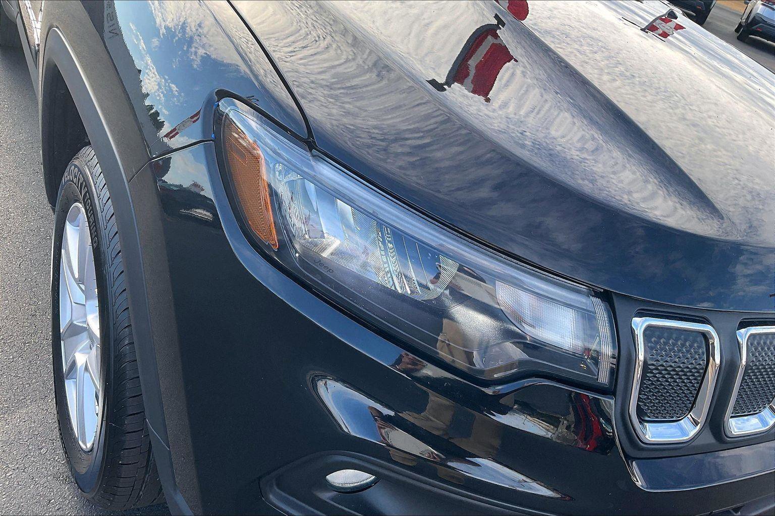 Used 2022 Jeep Compass Latitude image 29