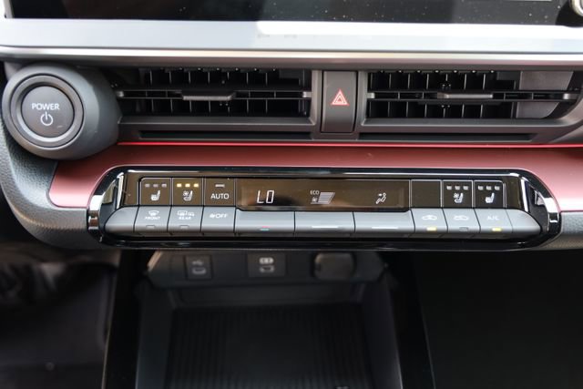 New 2026 Toyota Prius Plug-In Hybrid FWD image 21