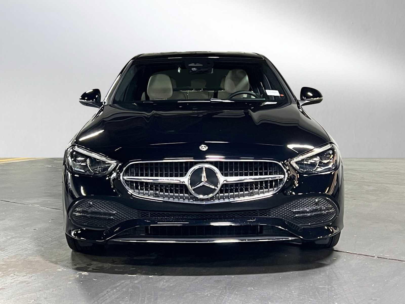 Used 2025 Mercedes-Benz C 300 4MATIC Sedan image 8