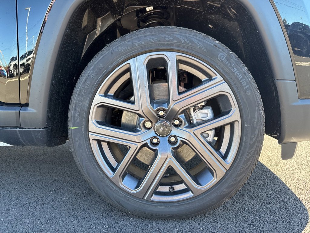 New 2026 Jeep Compass Limited image 9