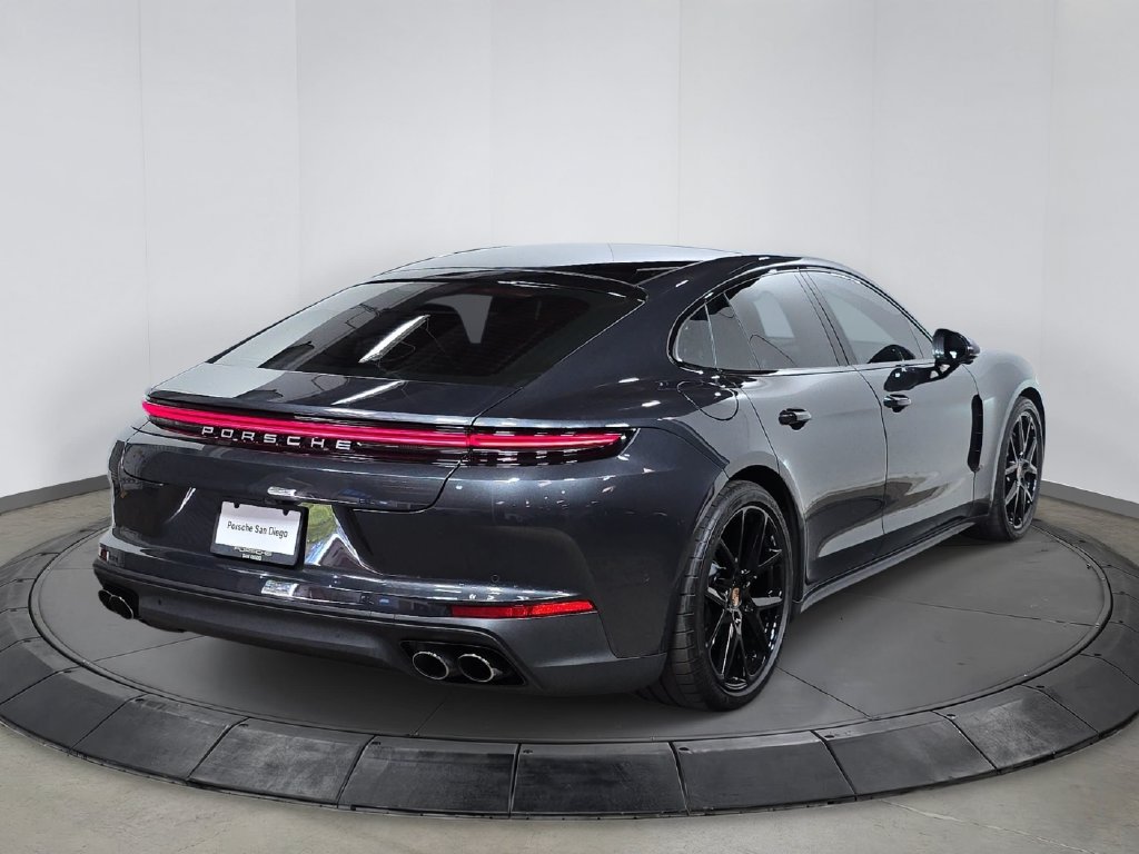 Certified 2026 Porsche Panamera RWD image 7
