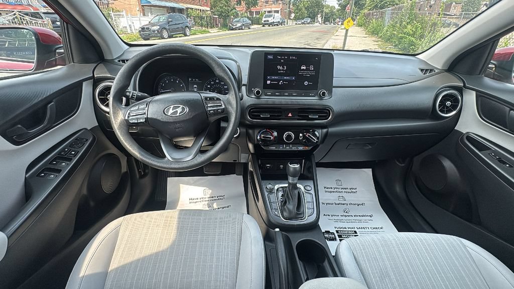 Used 2023 Hyundai Kona SEL w/ Cargo Package AWD/4WD image 28