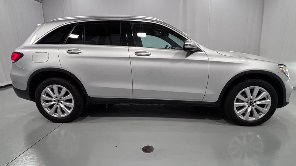 Used 2020 Mercedes-Benz GLC 300 4MATIC image 5
