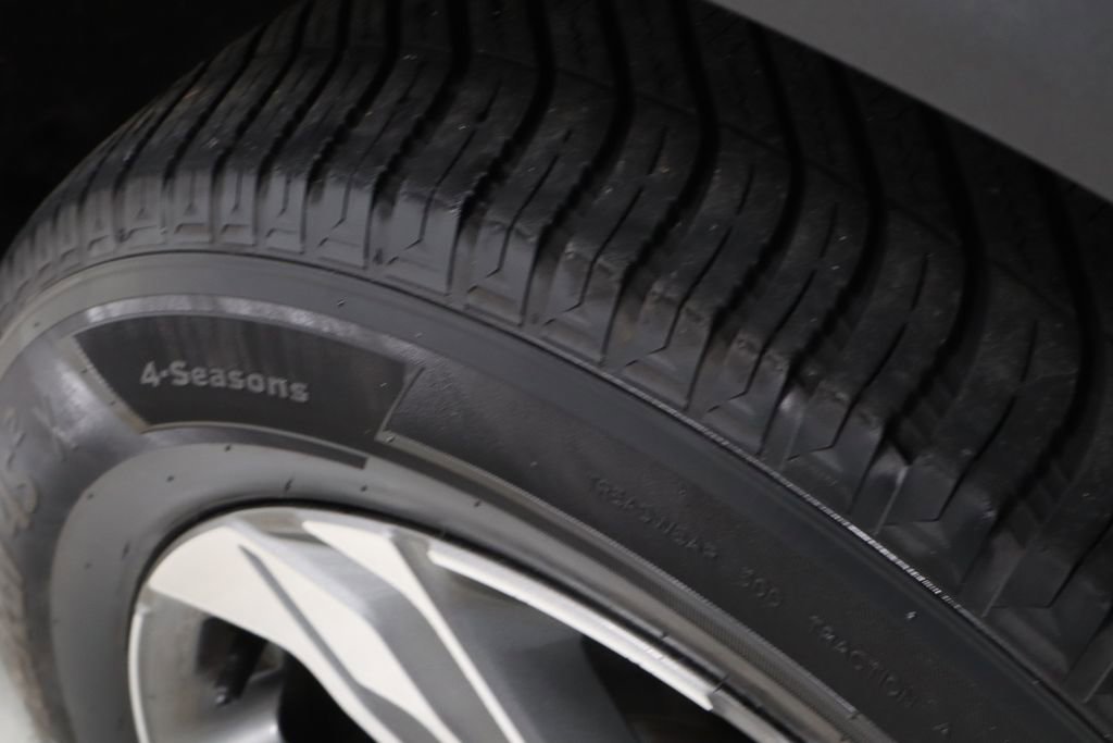 Used 2021 Hyundai Santa Fe SE image 20