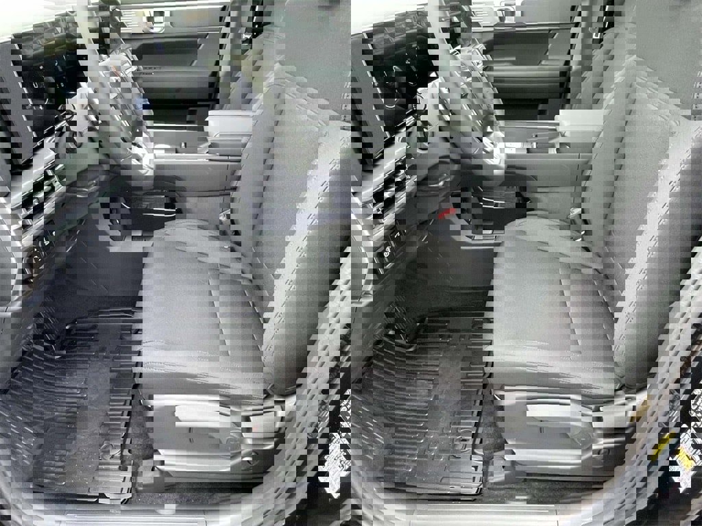 New 2026 Hyundai Santa Fe SE image 14