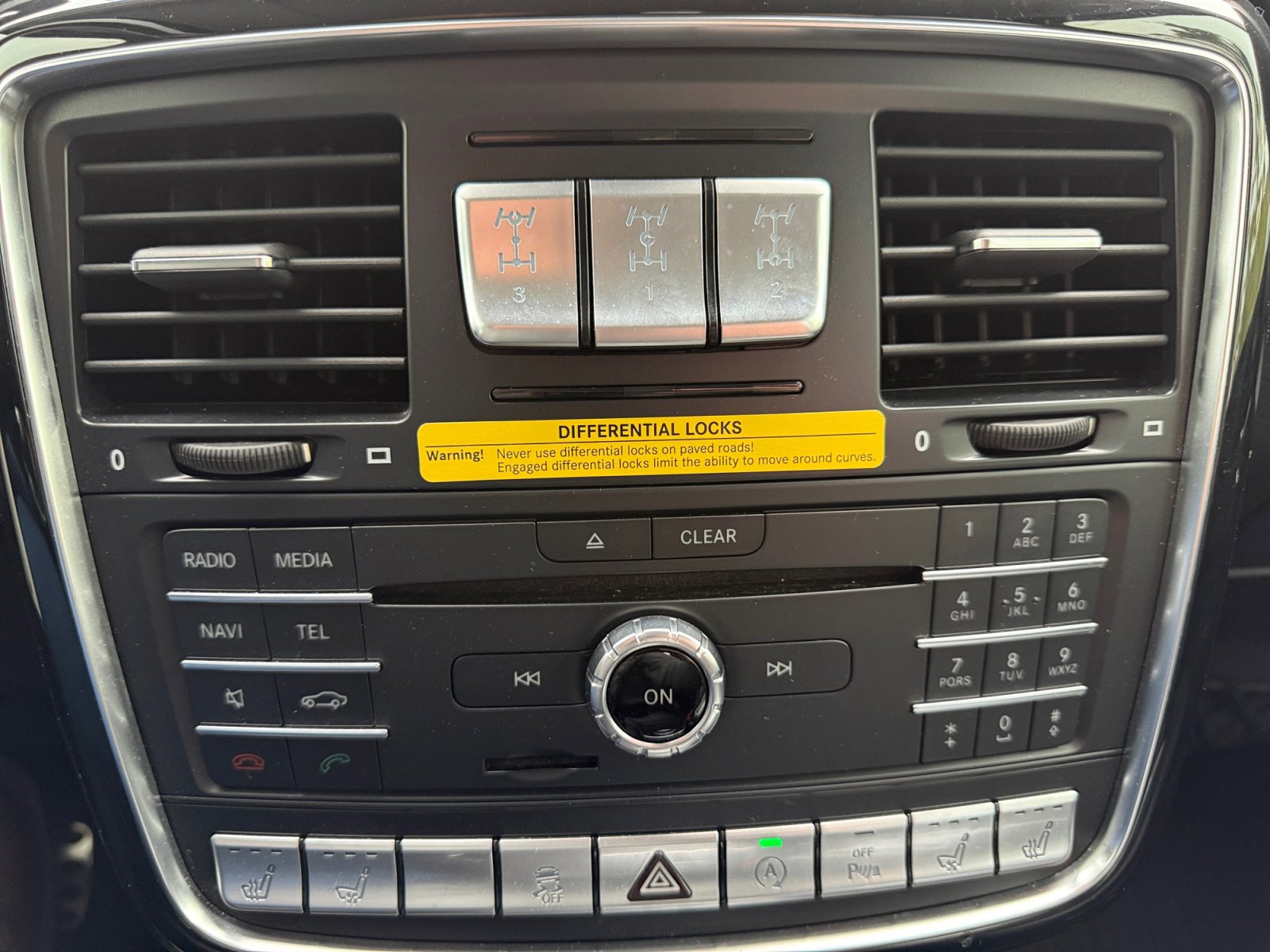 Used 2017 Mercedes-Benz G 550 image 30