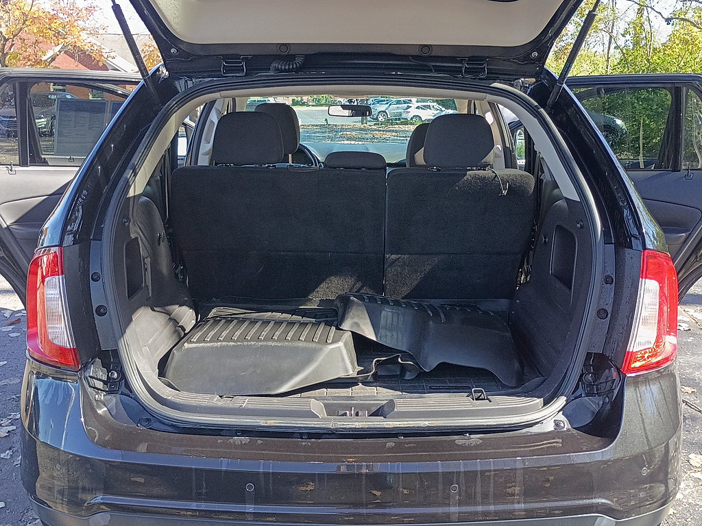 Used 2014 Ford Edge SEL FWD image 14