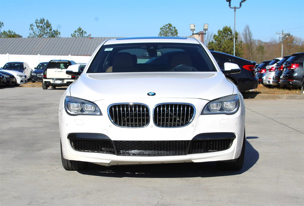 Used 2013 BMW 740Li image 2