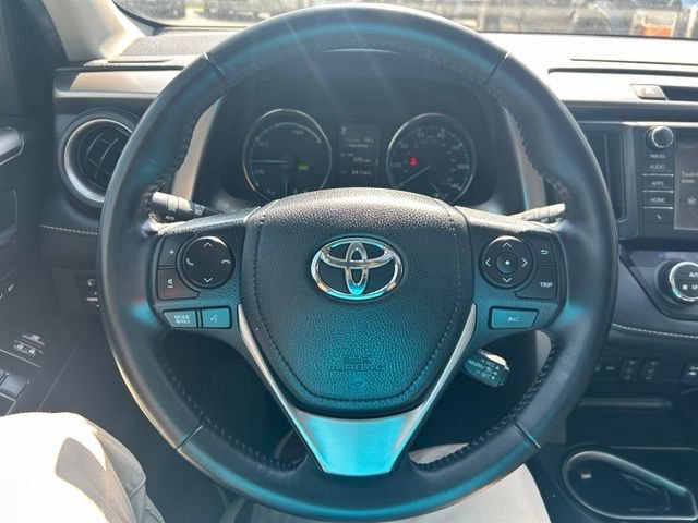 Used 2016 Toyota RAV4 Limited AWD/4WD image 22