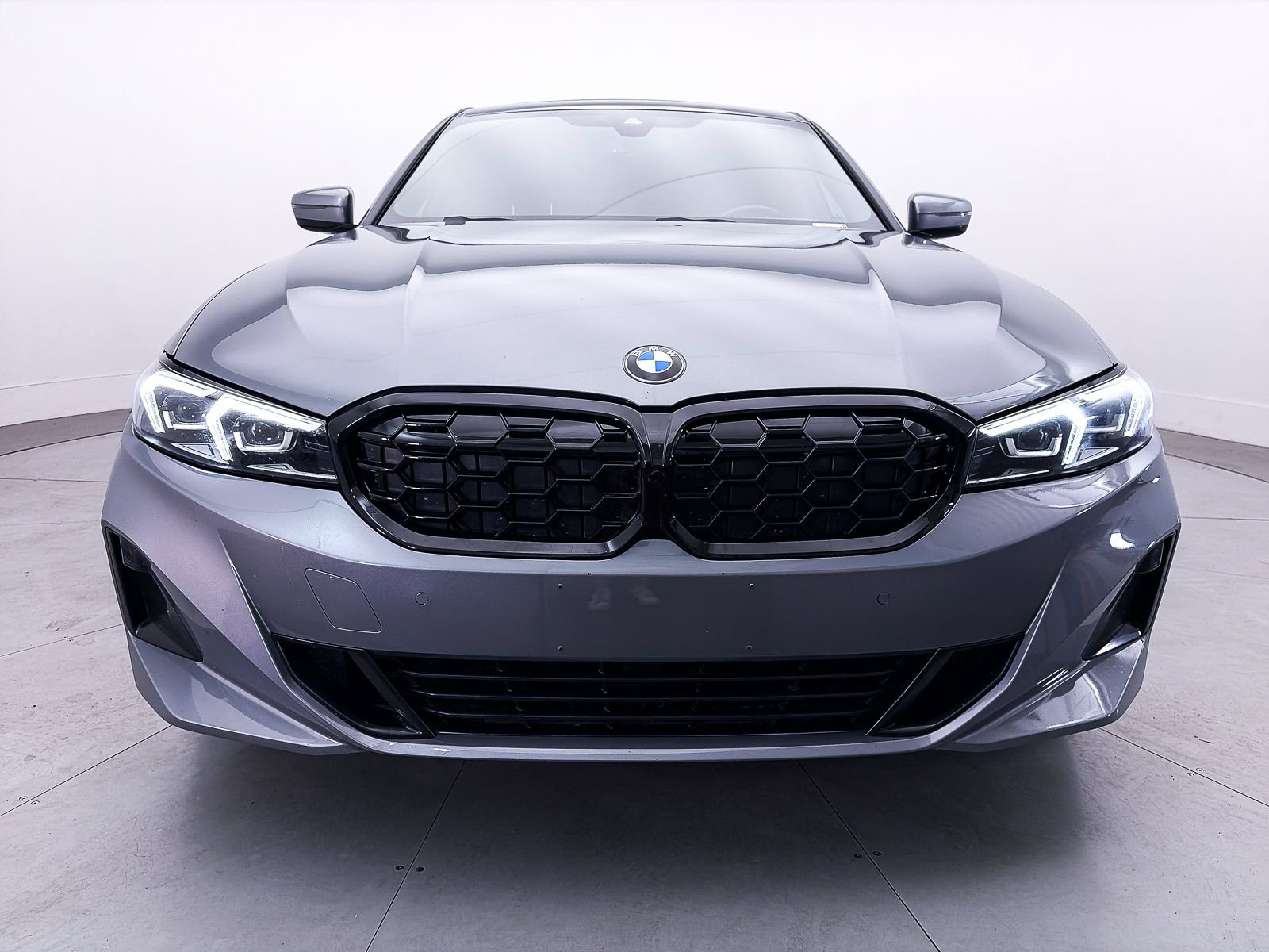 Used 2023 BMW 330i xDrive Sedan w/ Driving Assistance Package AWD/4WD image 11