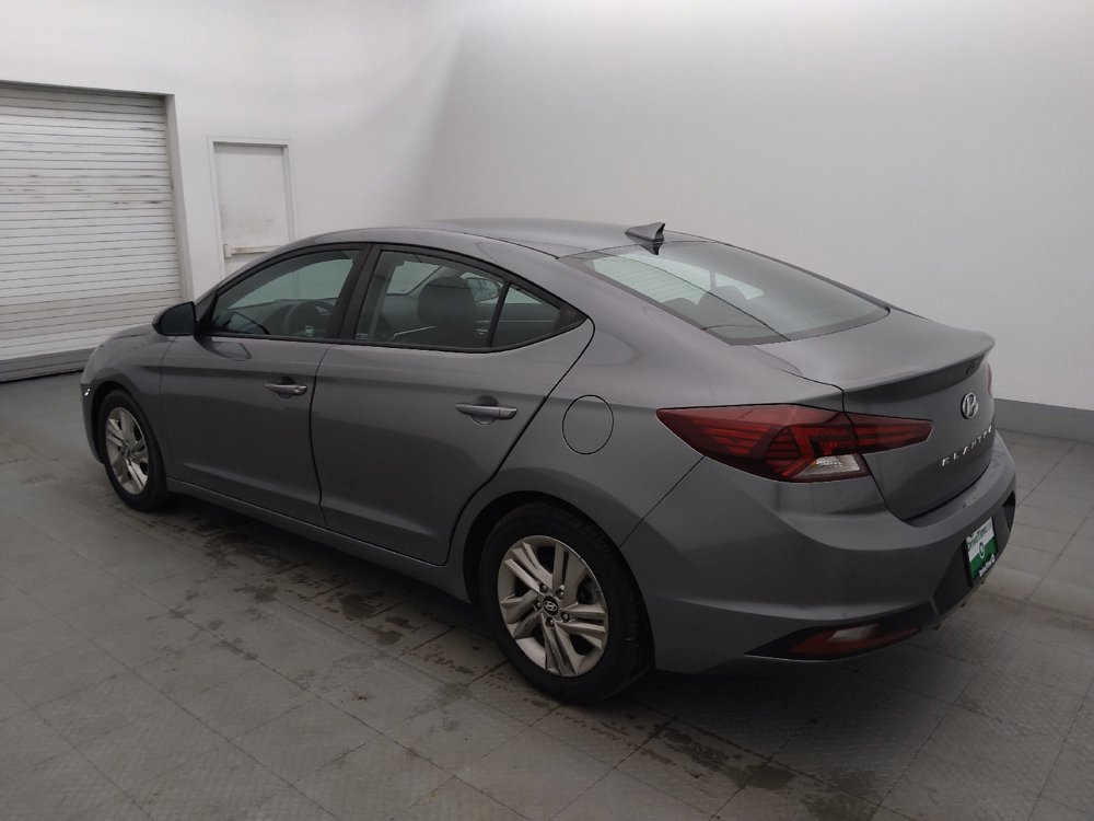 Used 2019 Hyundai Elantra SEL w/ Cargo Package FWD image 3