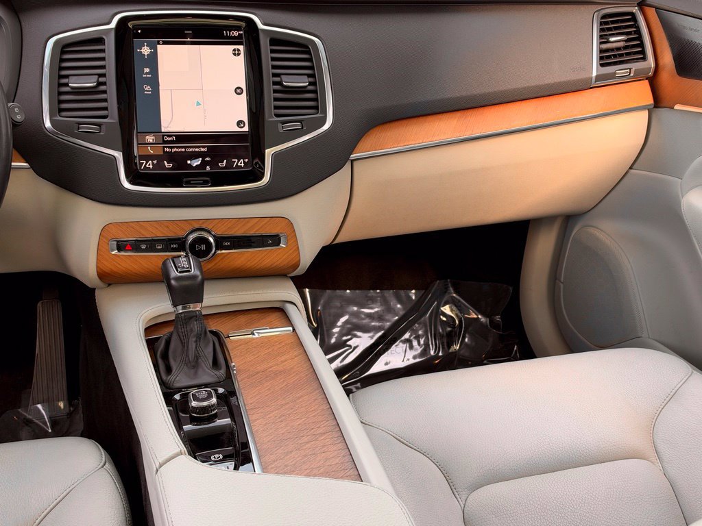Used 2022 Volvo XC90 T6 Momentum w/ Climate Package AWD/4WD image 27
