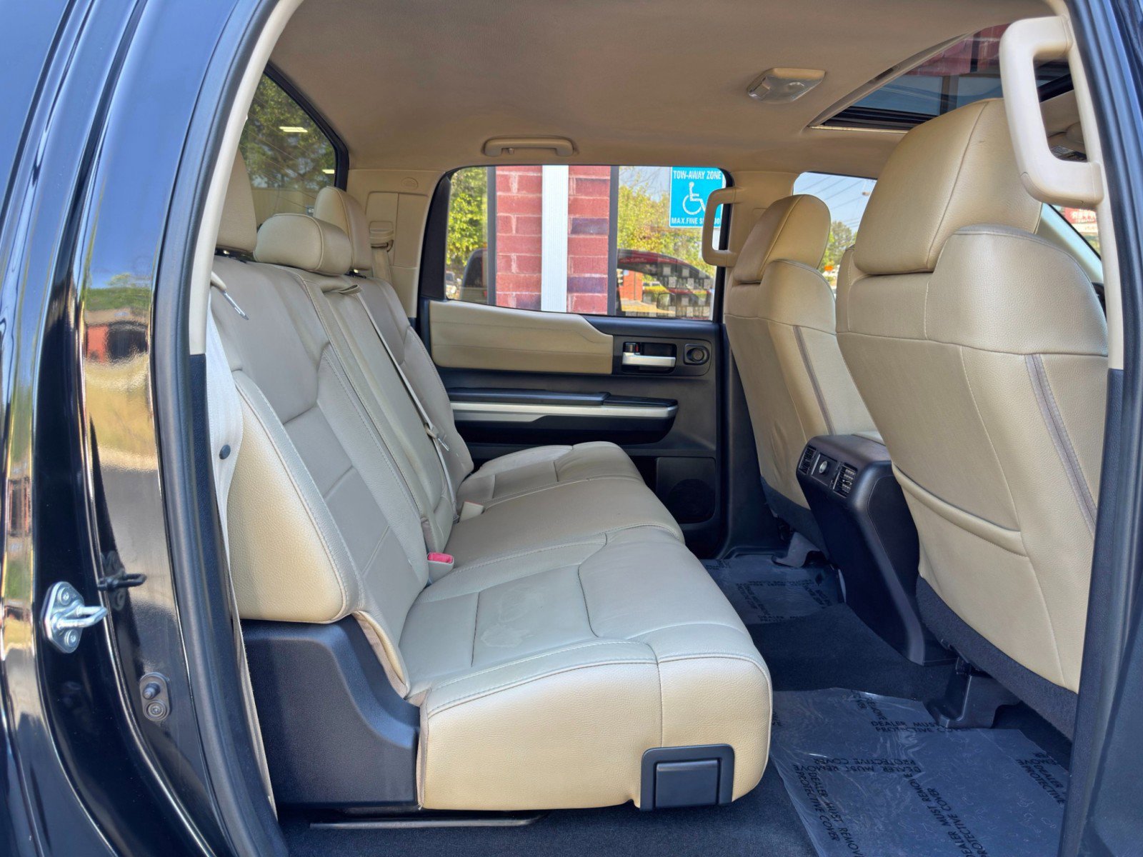 Used 2014 Toyota Tundra Limited w/ Limited Premium Package AWD/4WD image 37