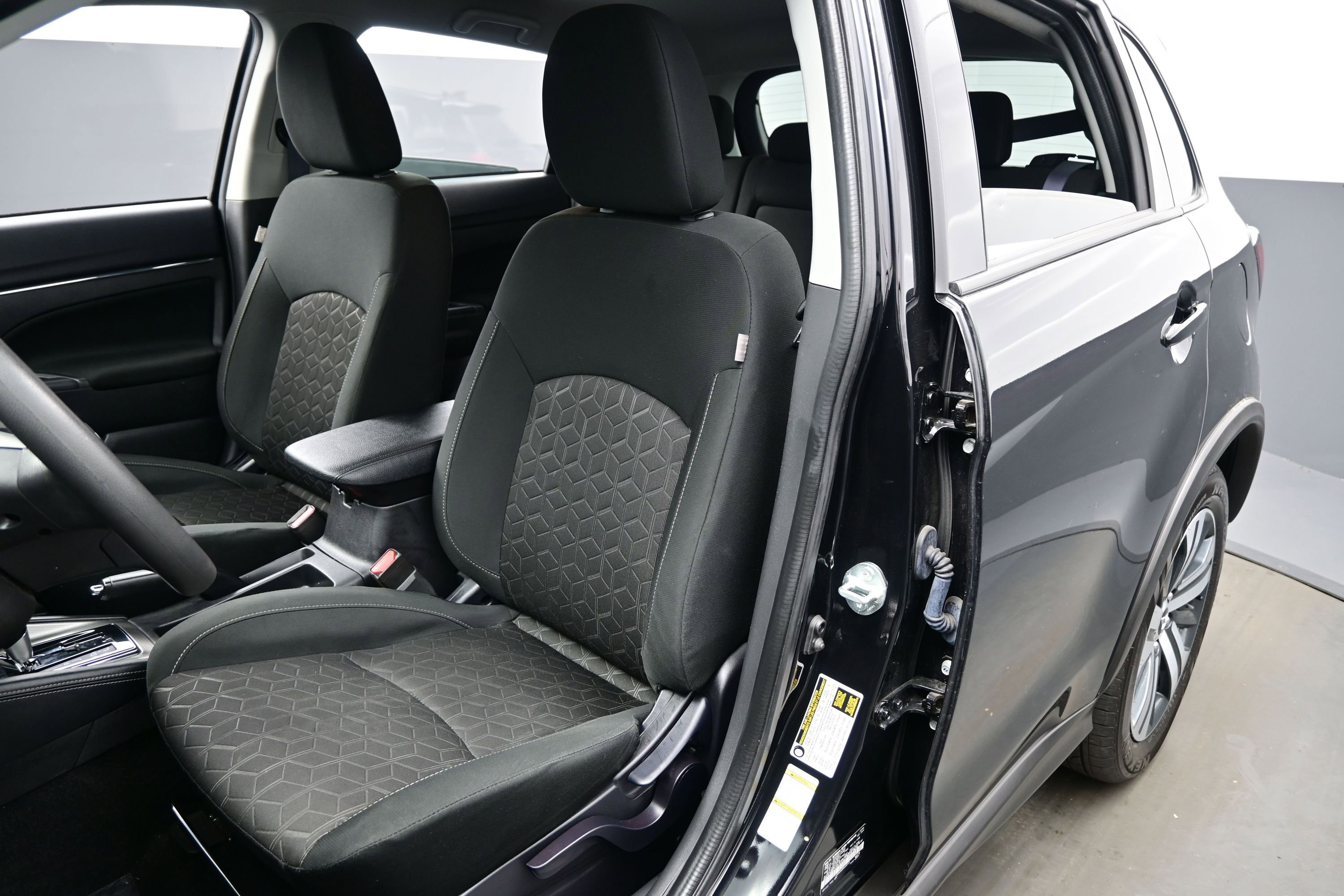 Used 2024 Mitsubishi Outlander Sport AWD image 11