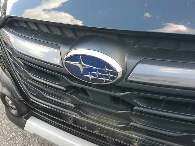 Used 2023 Subaru Outback Touring AWD/4WD image 4