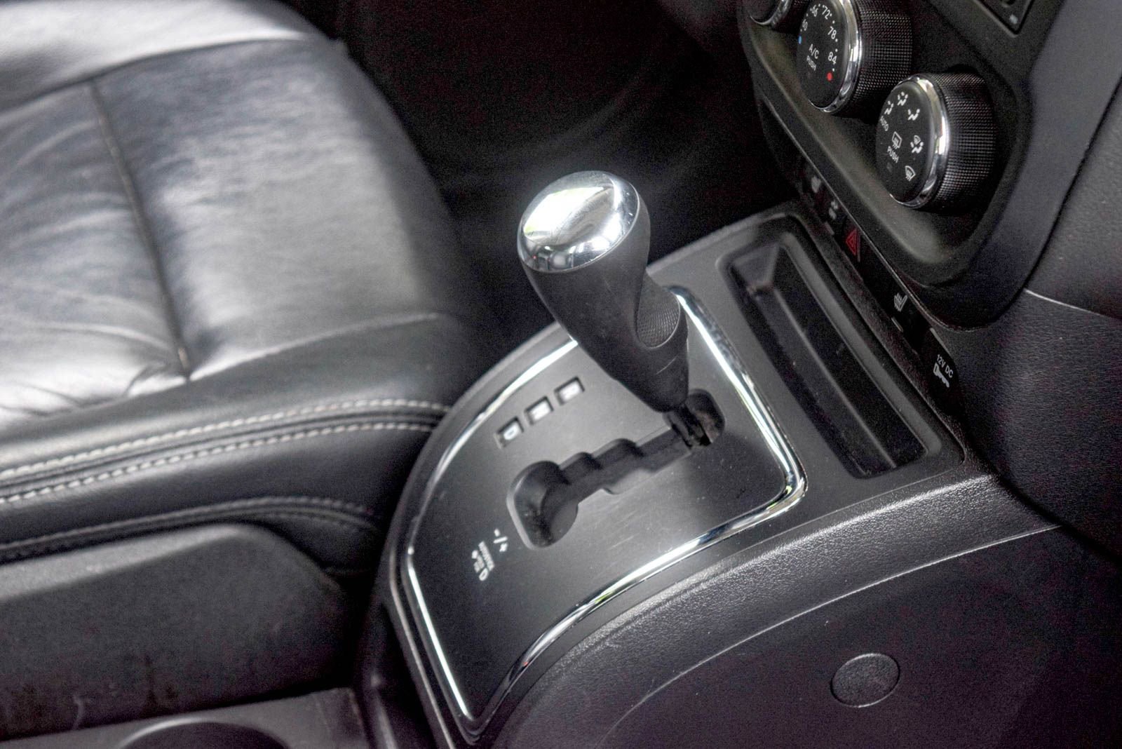 Used 2016 Jeep Patriot High Altitude AWD/4WD image 19