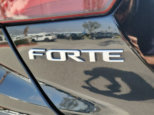 Used 2023 Kia Forte LXS w/ LXS Technology Package FWD image 26