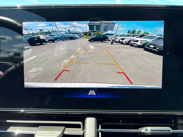 Used 2024 Chevrolet Trax ACTIV w/ Driver Confidence Package FWD image 23