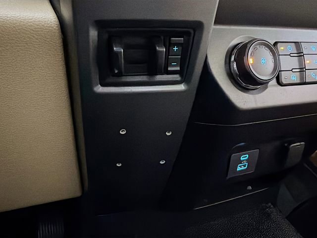 Used 2021 Ford F350 XLT w/ XLT Value Package AWD/4WD image 30