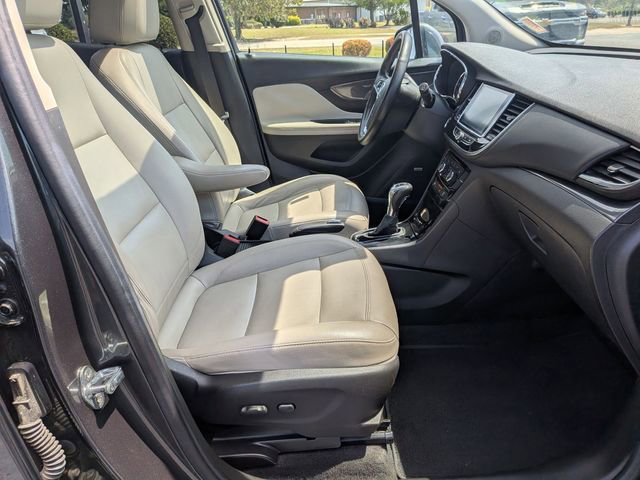 Used 2017 Buick Encore Premium w/ Experience Buick Package FWD image 38