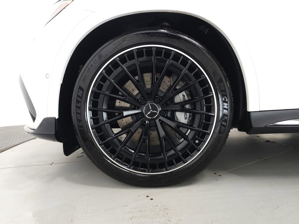 Used 2024 Mercedes-Benz GLC 43 AMG 4MATIC image 40