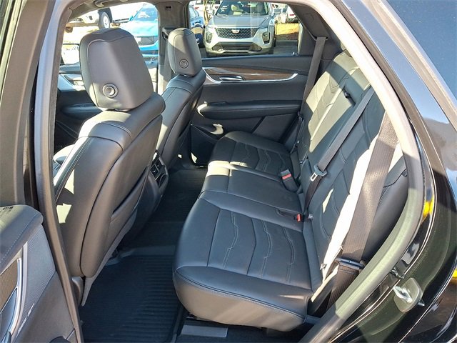 Certified 2023 Cadillac XT5 Premium Luxury w/ Platinum Package image 8
