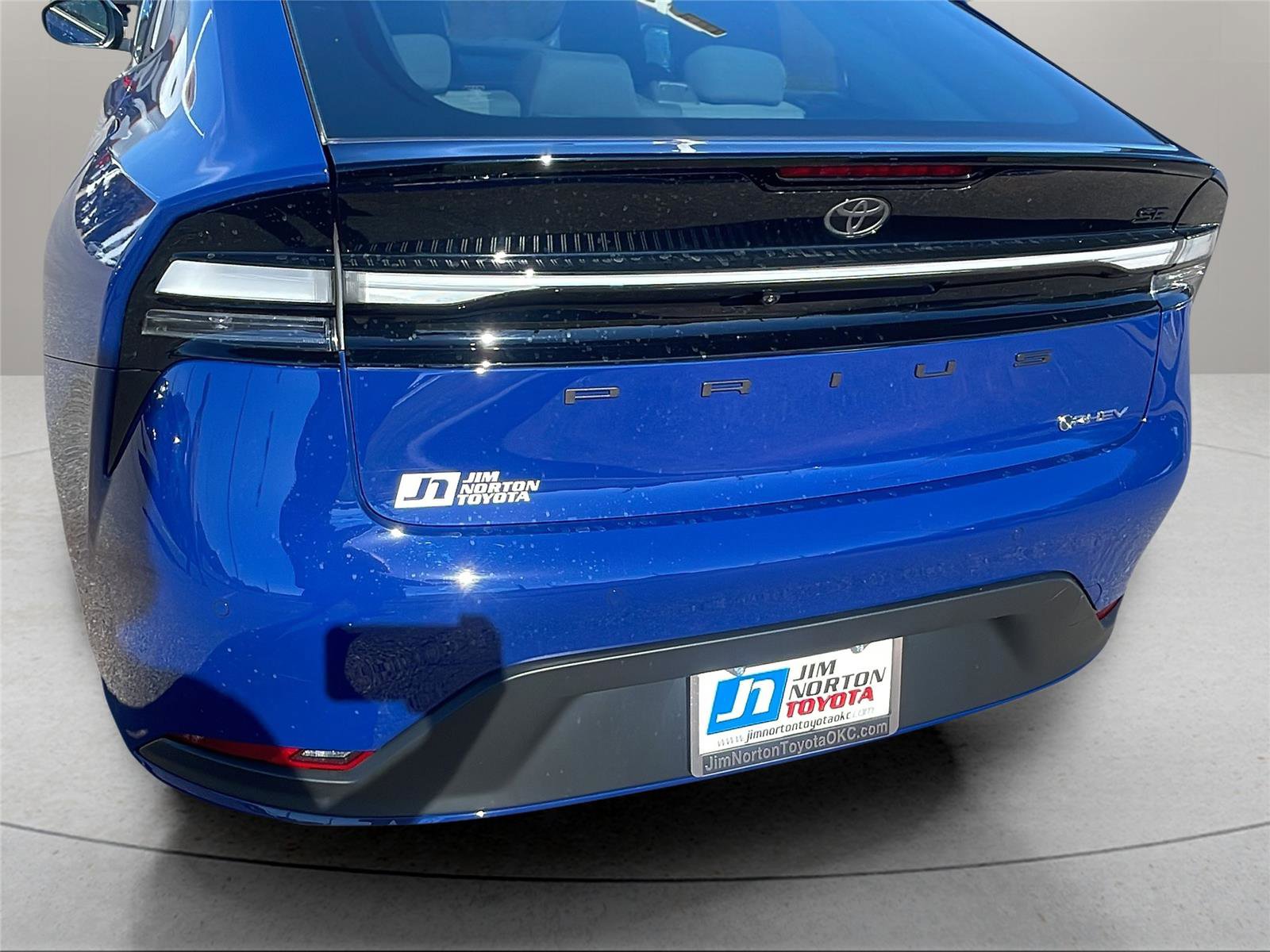 New 2026 Toyota Prius Plug-In Hybrid image 12