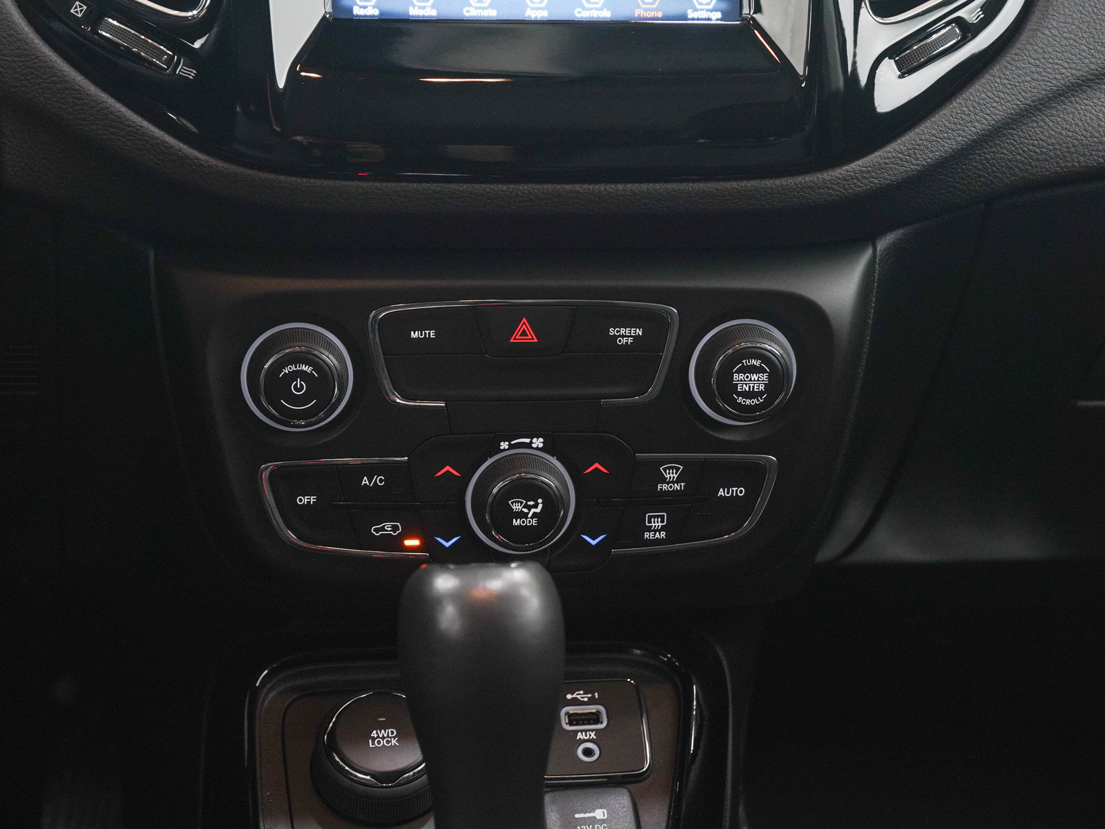 Used 2021 Jeep Compass Latitude AWD/4WD image 18