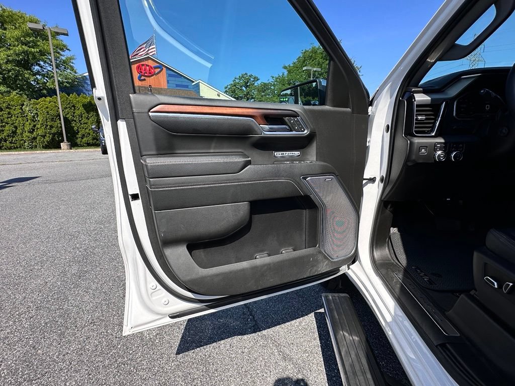 Certified 2024 GMC Sierra 1500 Denali w/ Denali Reserve Package AWD/4WD image 23