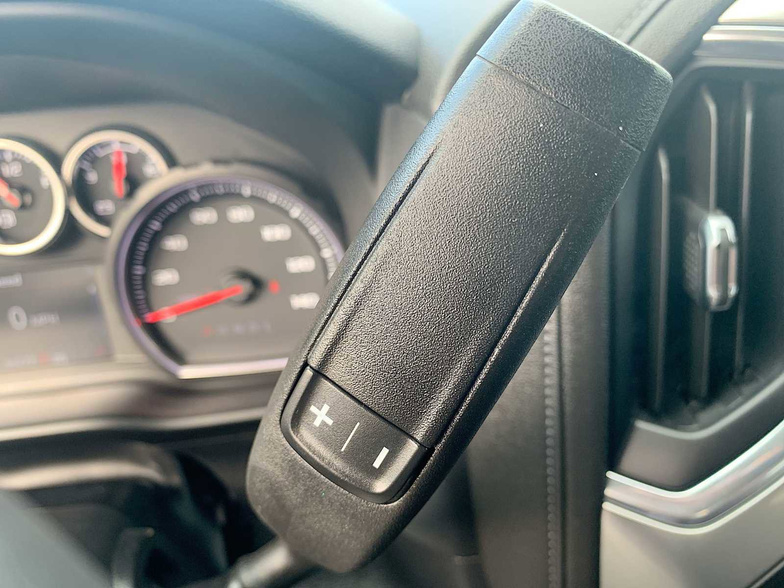 Certified 2022 Chevrolet Silverado 1500 LT image 15