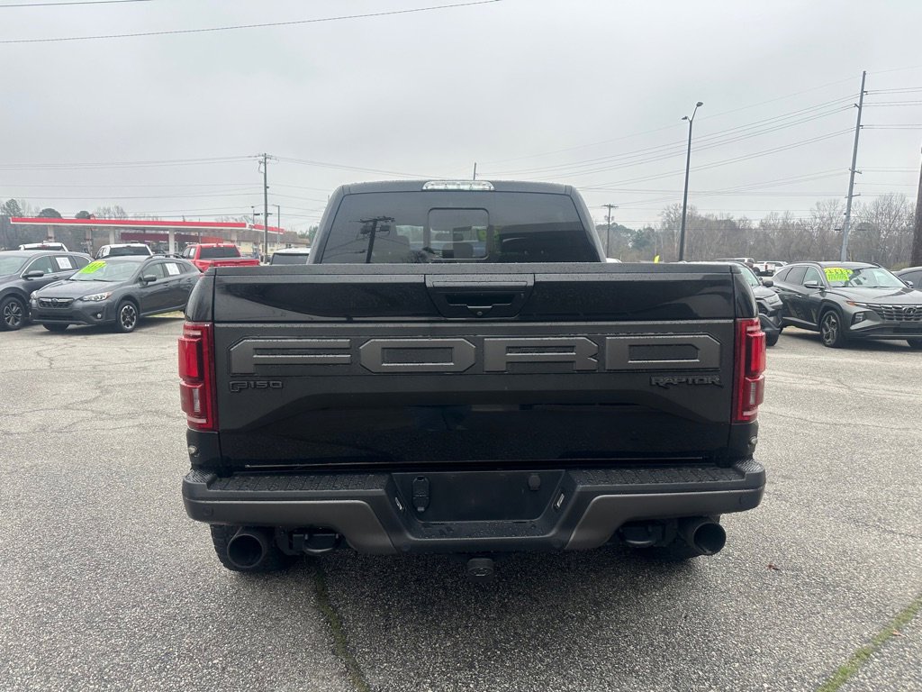 Used 2019 Ford F150 Raptor w/ Equipment Group 802A Luxury image 4