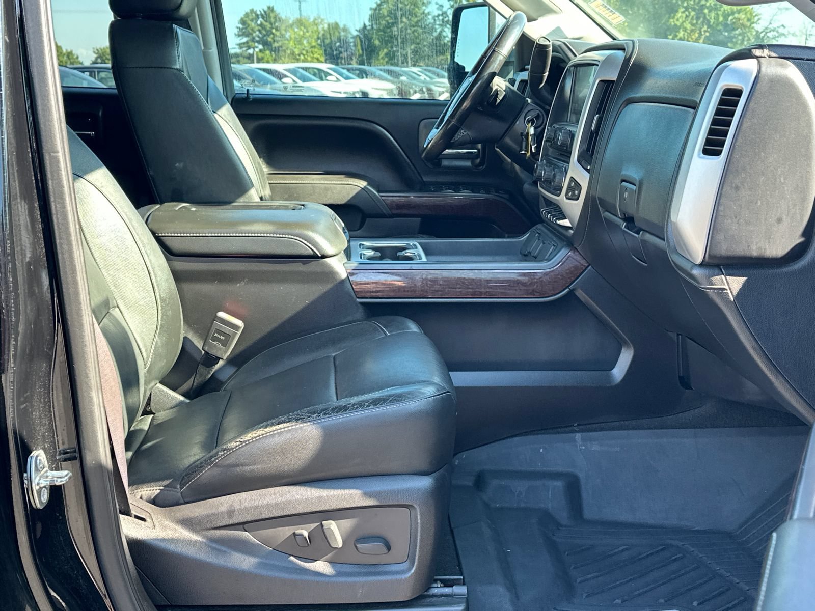 Used 2016 GMC Sierra 2500 SLT AWD/4WD image 14