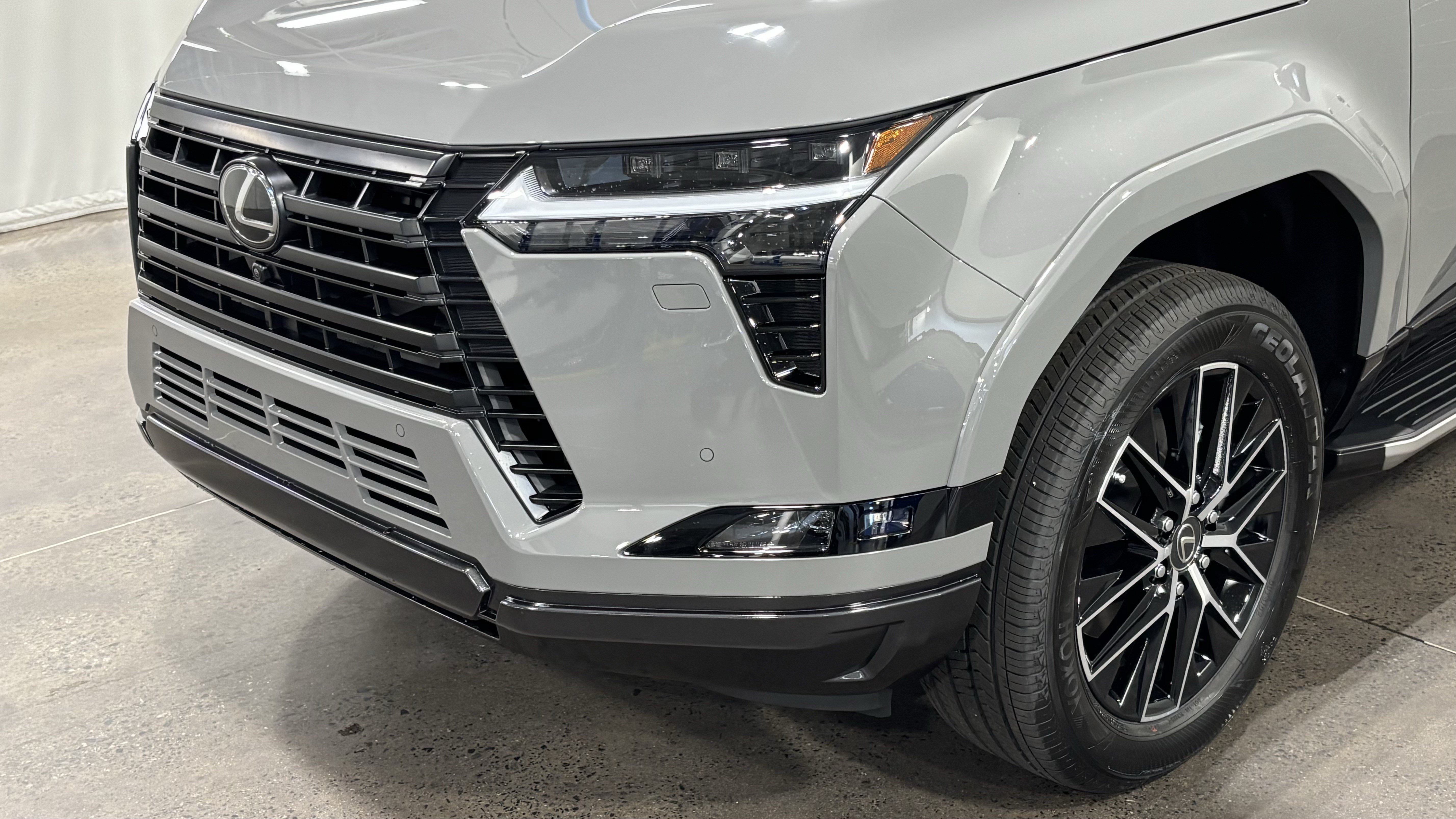 New 2026 Lexus GX 550 AWD/4WD image 7