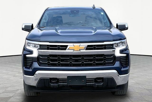 Used 2023 Chevrolet Silverado 1500 LT image 2