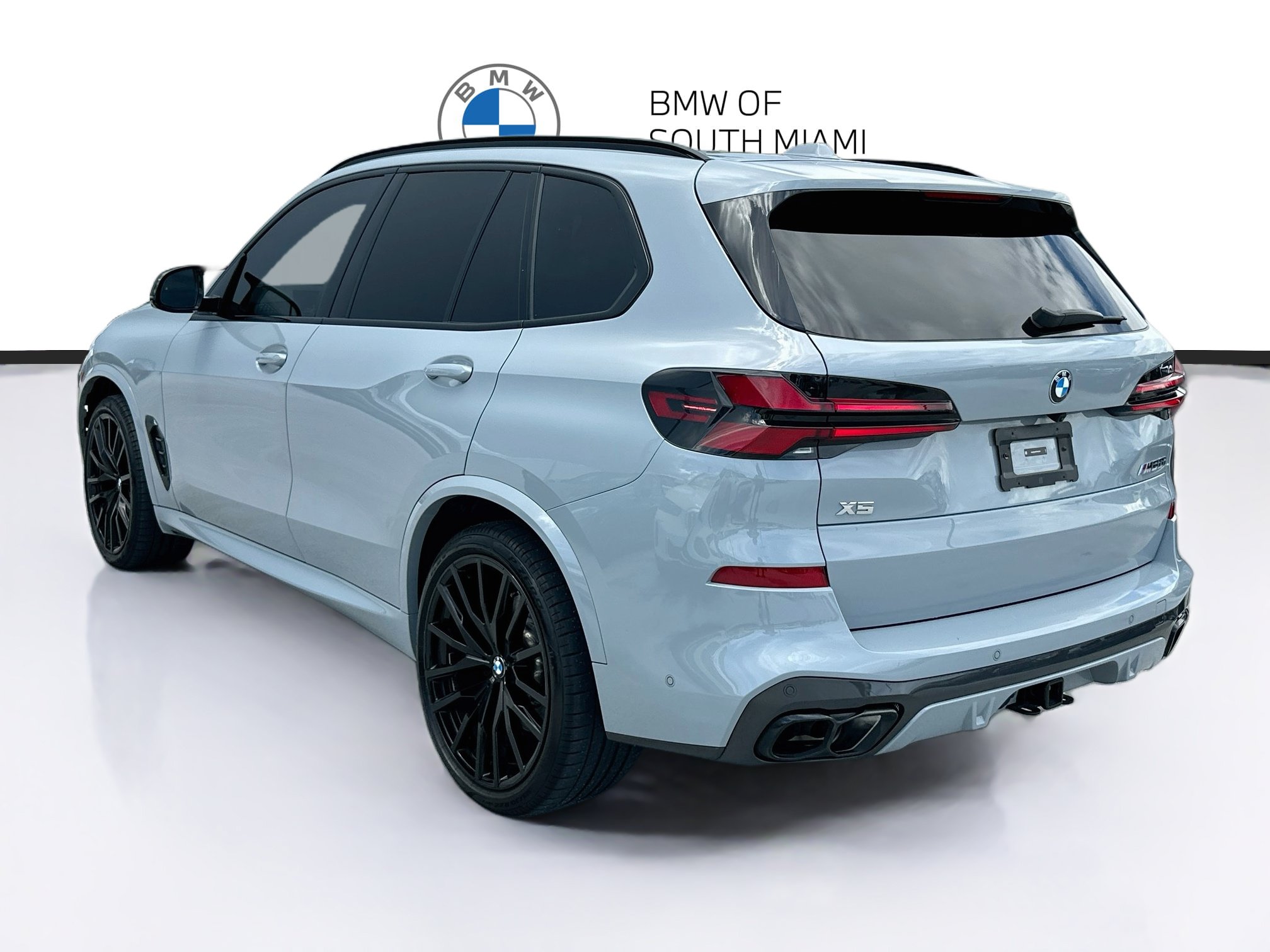 Certified 2026 BMW X5 M60i w/ Executive Package AWD/4WD image 5