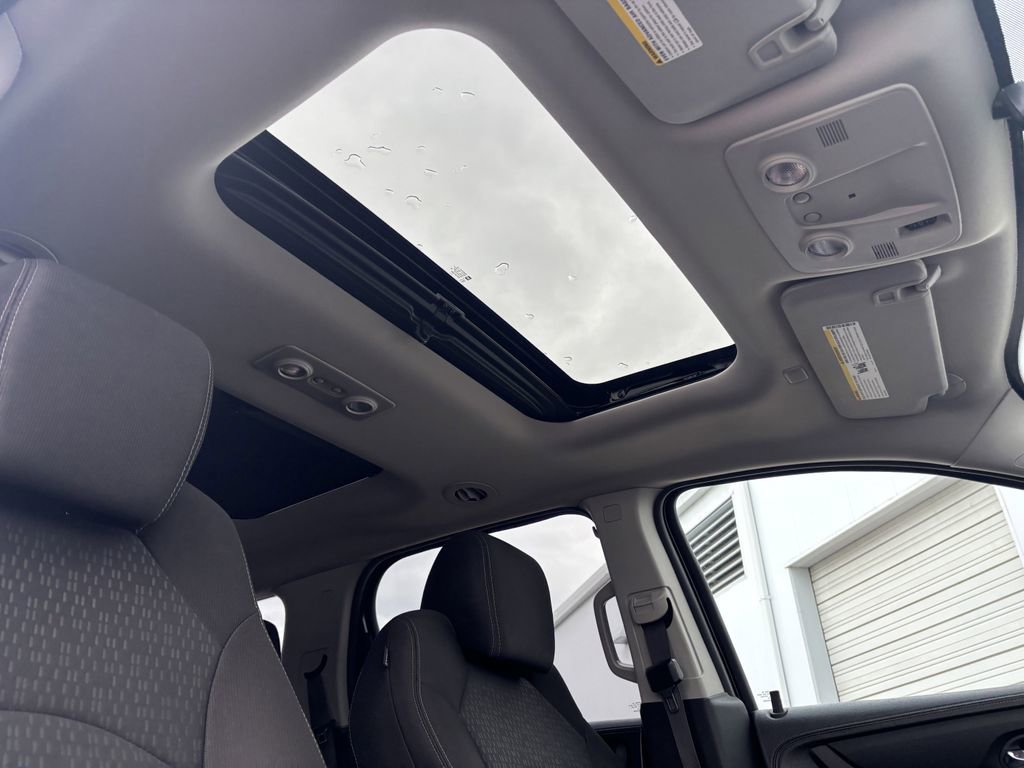 Used 2016 GMC Acadia SLE AWD/4WD image 23