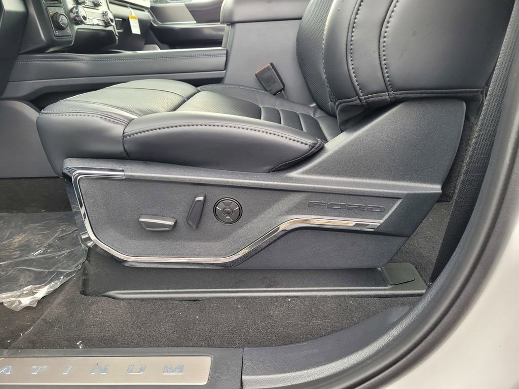 New 2026 Ford F250 Platinum w/ Tremor Off-Road Package image 43